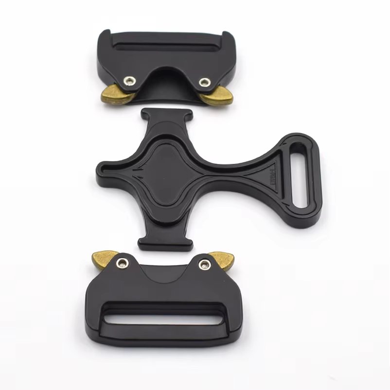 Main-03 E1986 Custom New Product Outdoor Frame Metal Logo Quick Side Release Tactical Belt Buckle - Image 3