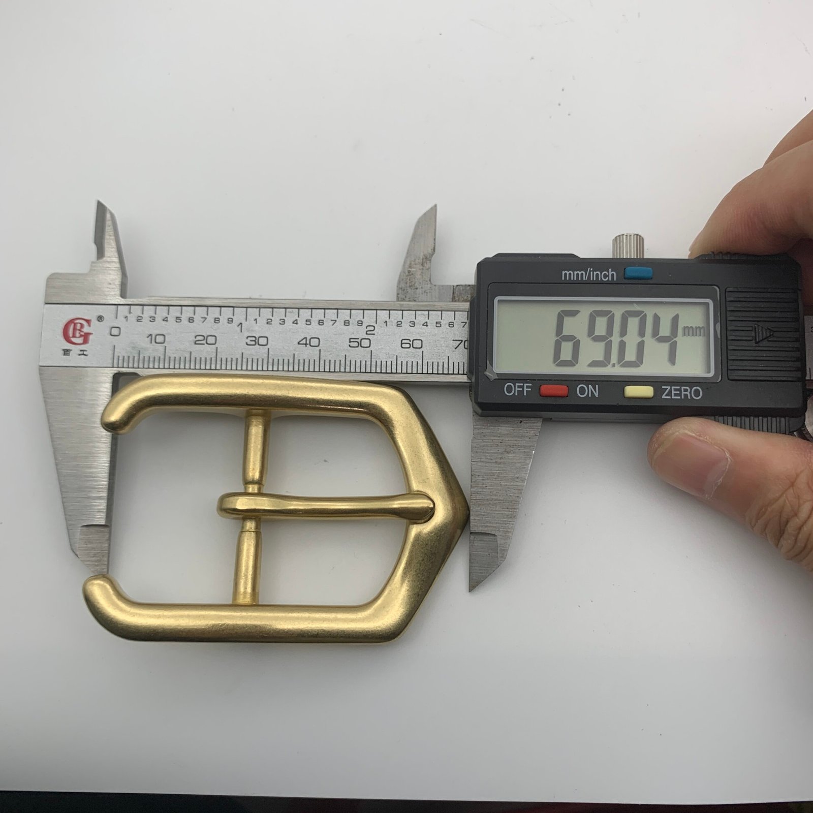 微信图片_202411301528482 CU46 35MM Inch Solid Brass Good Design Decoration Belt Buckle For Mens Belt Accessories - Image 4