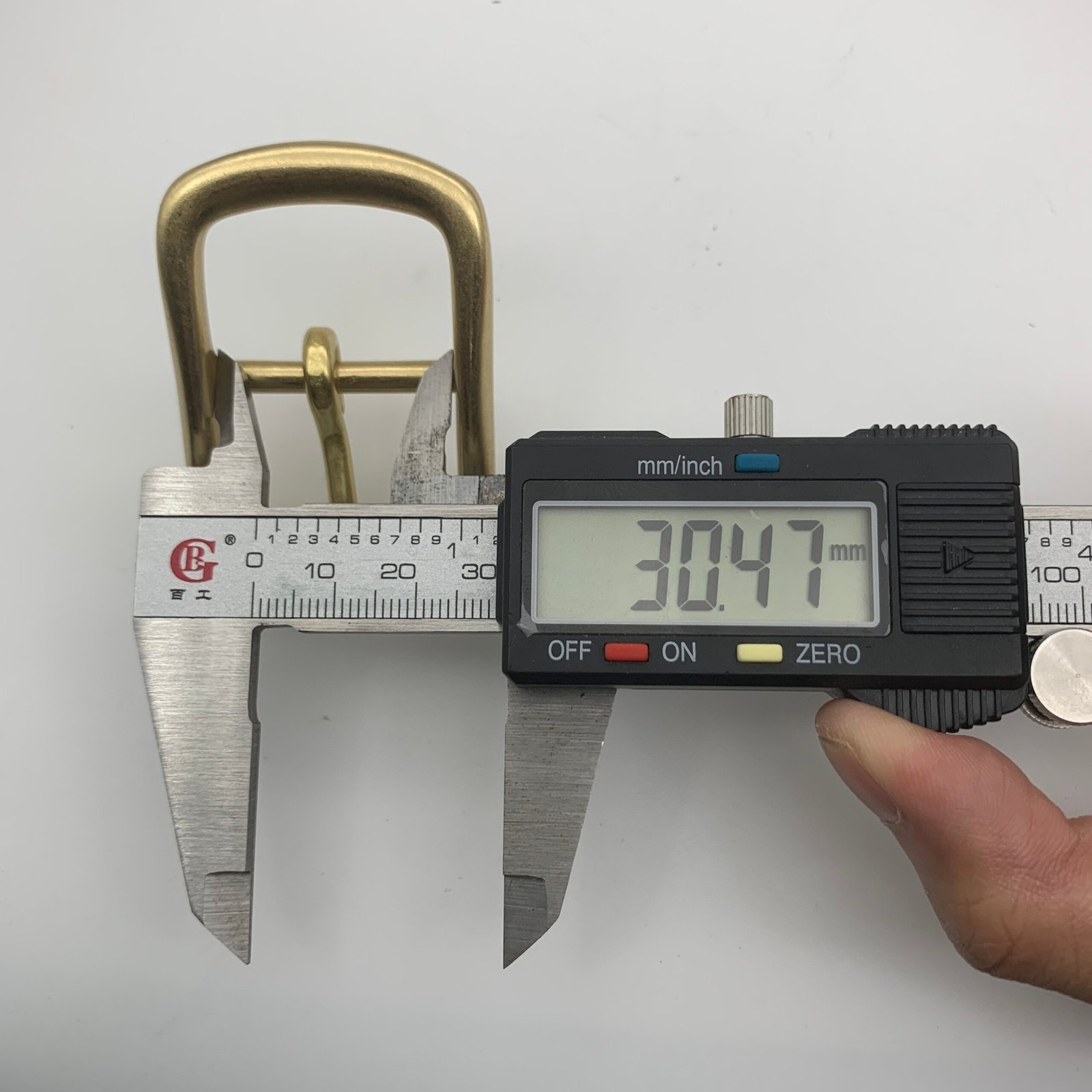 微信图片_202411301528503 CU41 30MM Solid Brass Pin Buckle Wholesale For Men's Belts Dog Collars - Image 4